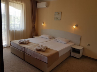 TOMAS RESIDENCE - DOUBLE ROOM PARK